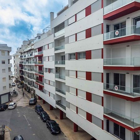 Caravelas 2-Bedroom Apartment With Pool - 50M From The Beach Armação de Pêra 外观 照片